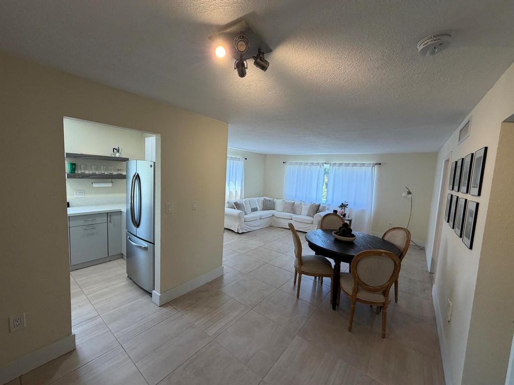 1020 94th Street 403, Bay Harbor Islands, FL 33154