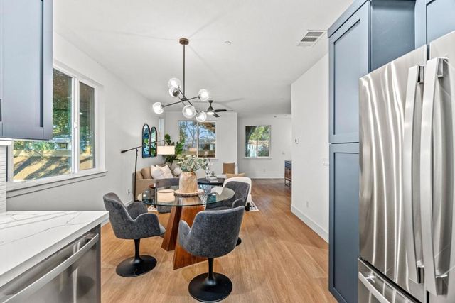 943 Woodside Road, Redwood City, CA 94061