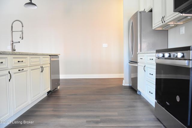 177 Pope St 201, Louisville, KY 40206