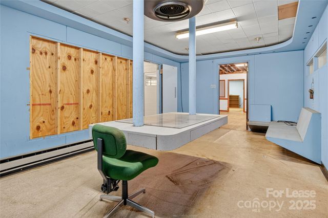 1505 Newton Drive, Statesville, NC 28677