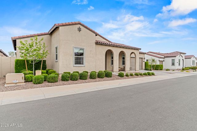 17244 W VACAVILLE Street, Surprise, AZ 85388