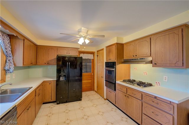 1804 W 44th Street, Lorain, OH 44053