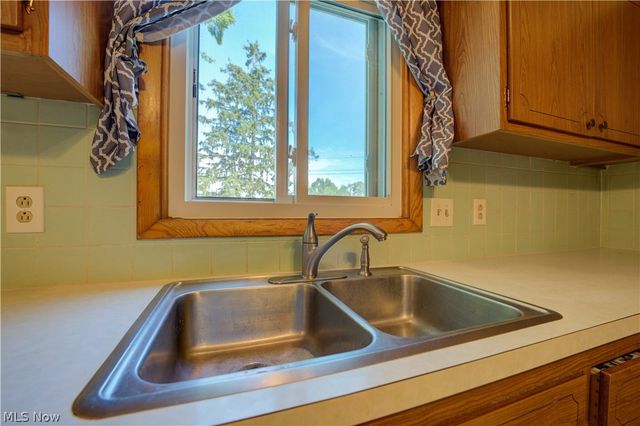 1804 W 44th Street, Lorain, OH 44053