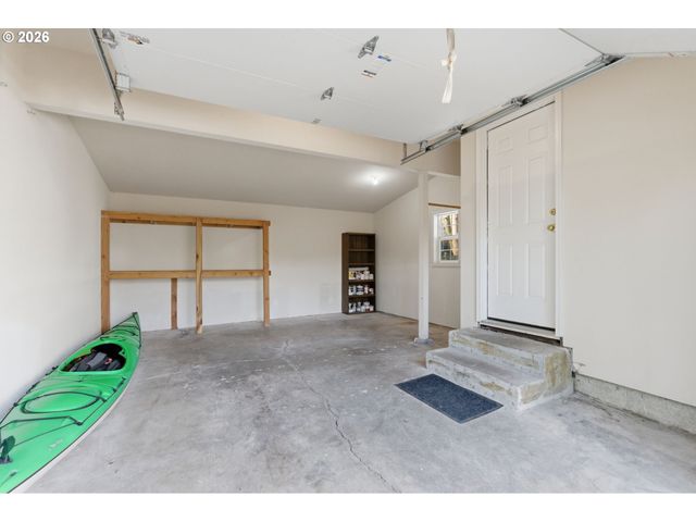 2310 Sw DOLPH Ct, Portland, OR 97219