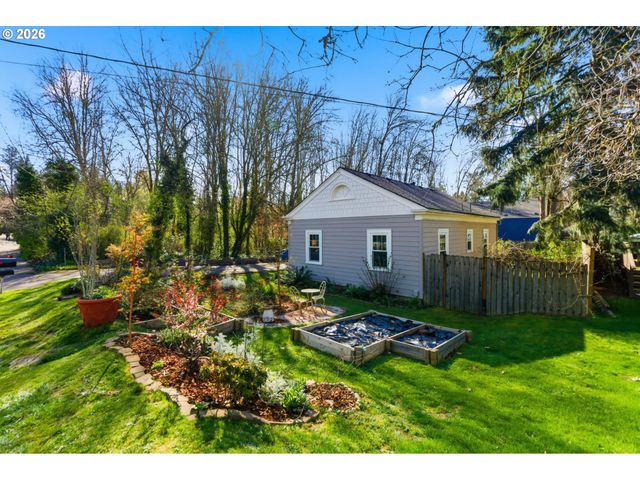 2310 Sw DOLPH Ct, Portland, OR 97219