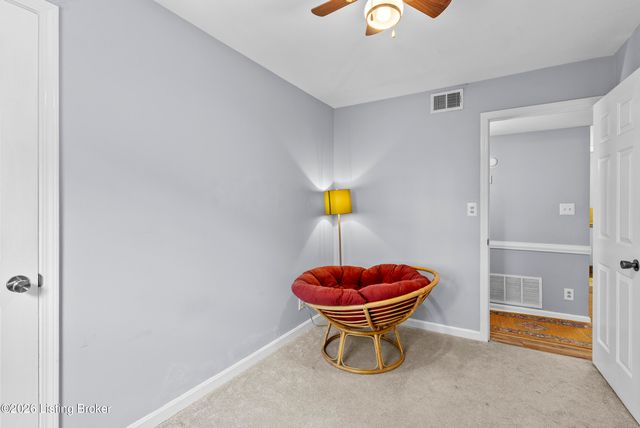 3307 Colonial Manor Cir UNIT 6B, Louisville, KY 40218