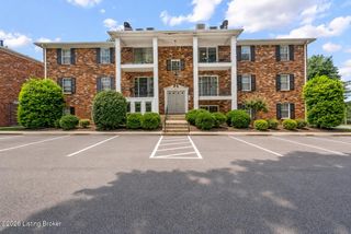 3307 Colonial Manor Cir UNIT 6B, Louisville, KY 40218