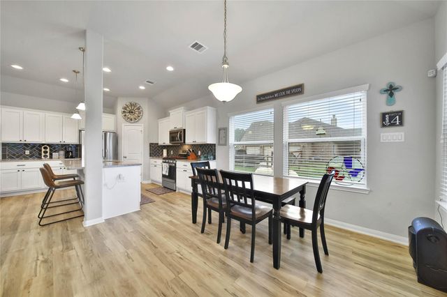 231 Road 6613, Dayton, TX 77535