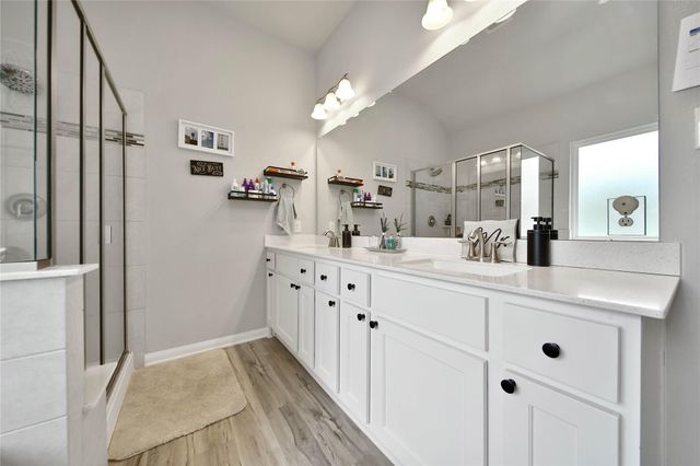 231 Road 6613, Dayton, TX 77535