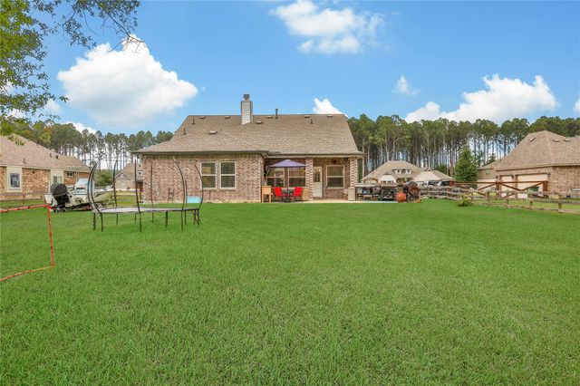 231 Road 6613, Dayton, TX 77535