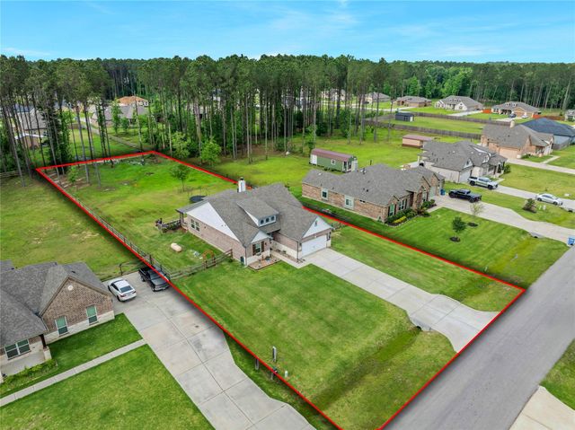 231 Road 6613, Dayton, TX 77535