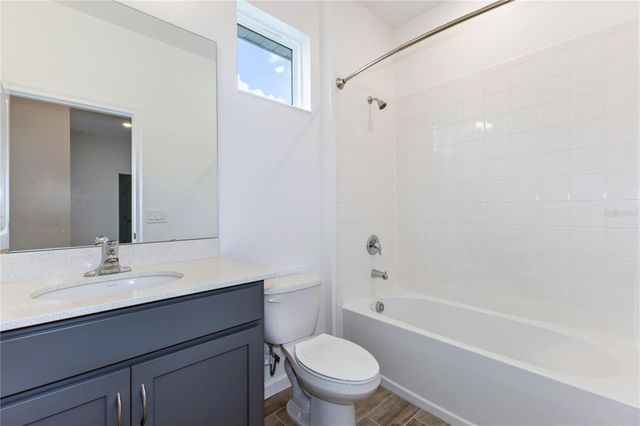 2252 SIRENA LANE, Mount Dora, FL 32757