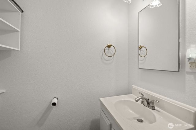 11833 SE 272nd Place, Kent, WA 98030