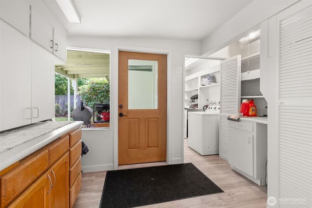 11833 SE 272nd Place, Kent, WA 98030