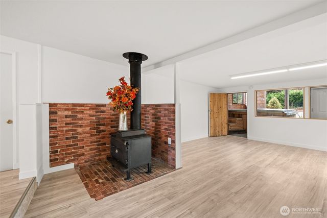 11833 SE 272nd Place, Kent, WA 98030