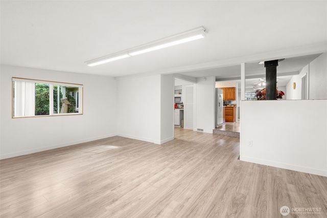 11833 SE 272nd Place, Kent, WA 98030