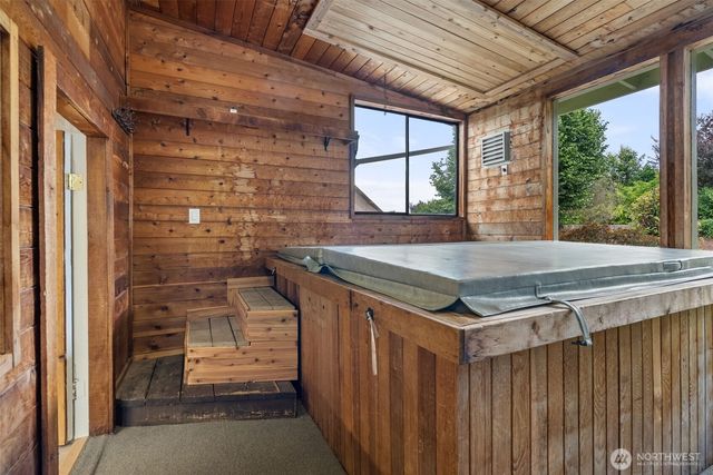 11833 SE 272nd Place, Kent, WA 98030
