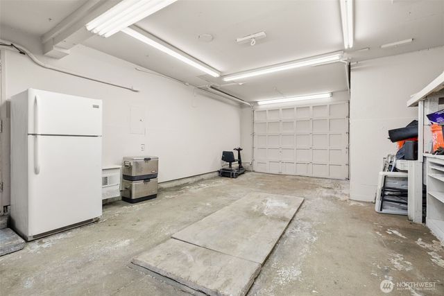 11833 SE 272nd Place, Kent, WA 98030
