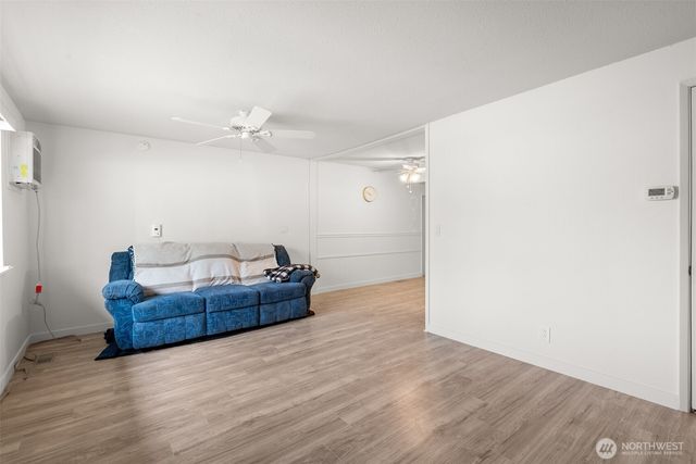 11833 SE 272nd Place, Kent, WA 98030