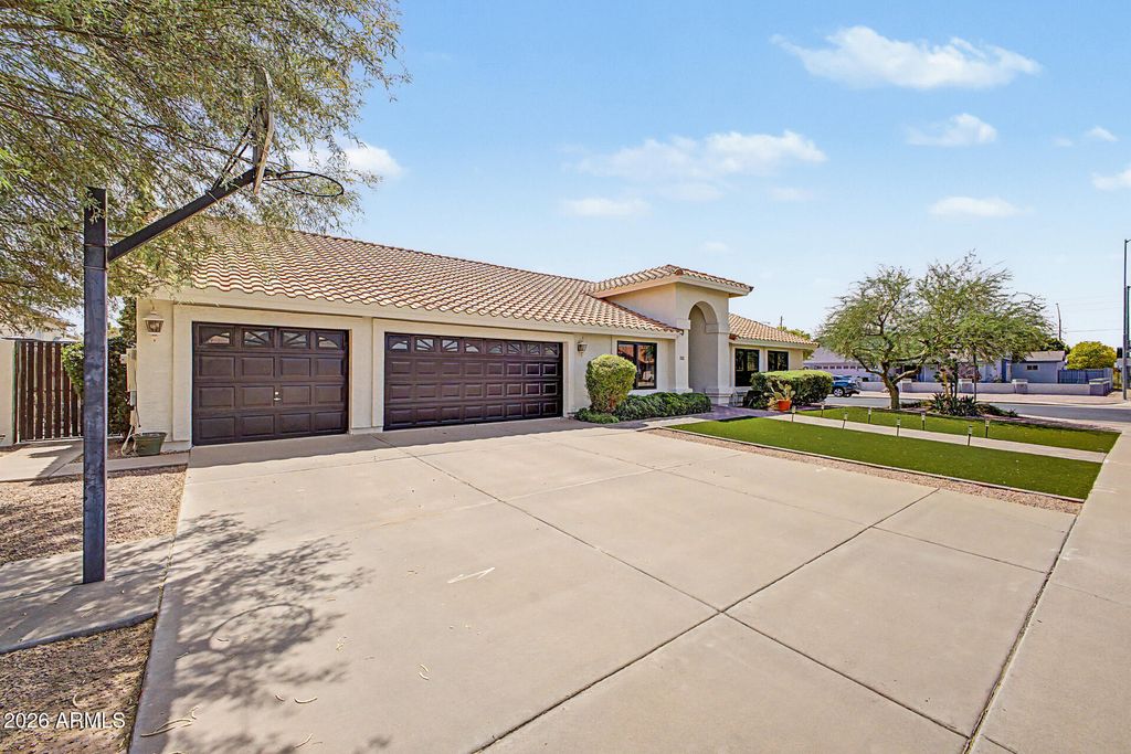 2833 E HERMOSA VISTA Drive, Mesa, AZ 85213 — photo 3