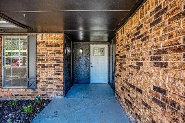 8821 NW 83rd Street, Oklahoma City, OK 73132