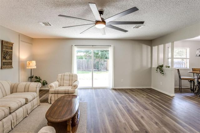8821 NW 83rd Street, Oklahoma City, OK 73132