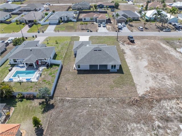 1027 NW 19th ST, Cape Coral, FL 33993