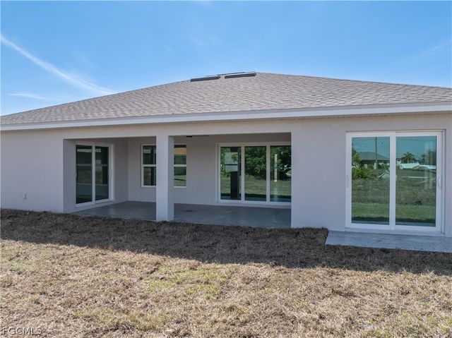 1027 NW 19th ST, Cape Coral, FL 33993