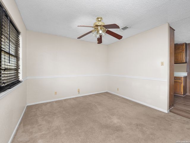 8307 lou gehrig, San Antonio, TX 78240