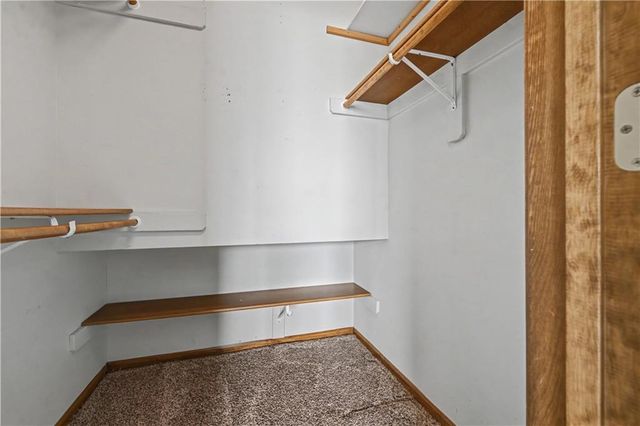 1225 SE 12TH Street, Lee's Summit, MO 64081