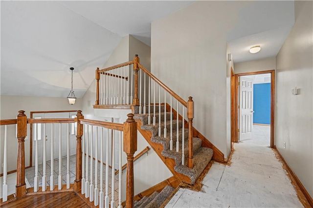 1225 SE 12TH Street, Lee's Summit, MO 64081