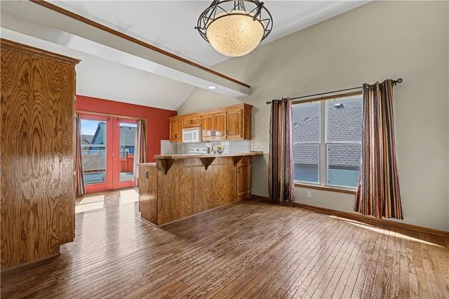 1225 SE 12TH Street, Lee's Summit, MO 64081