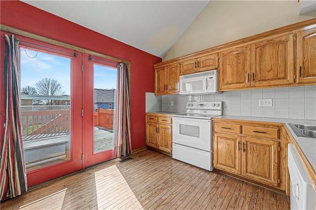 1225 SE 12TH Street, Lee's Summit, MO 64081