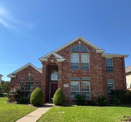 404 Belmont Court, Lewisville, TX 75067