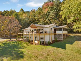 365 Plainview Heights Circle, Greeneville, TN 37745