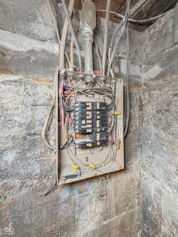 302 S Holmes Avenue, Indianapolis, IN 46222