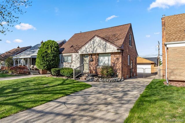9896 Park Avenue, Allen Park, MI 48101