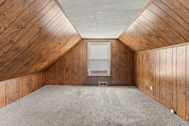 9896 Park Avenue, Allen Park, MI 48101