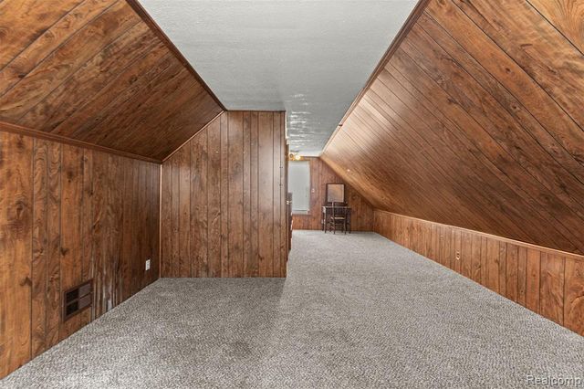 9896 Park Avenue, Allen Park, MI 48101