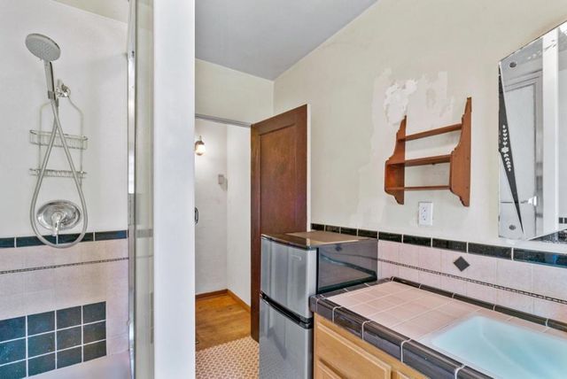 715 Mission Street, Santa Cruz, CA 95060