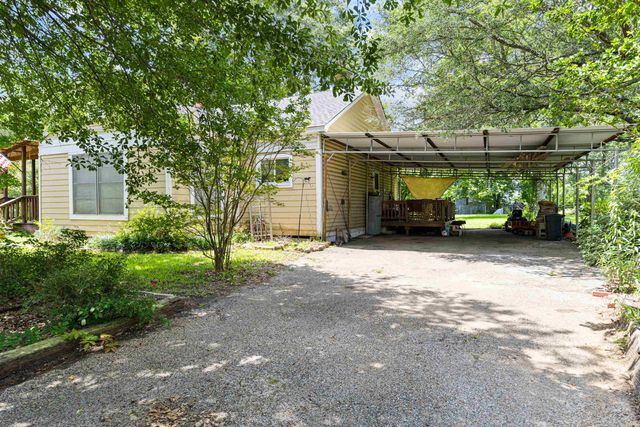 1383 Bailey Cutoff, Marshall, TX 75670