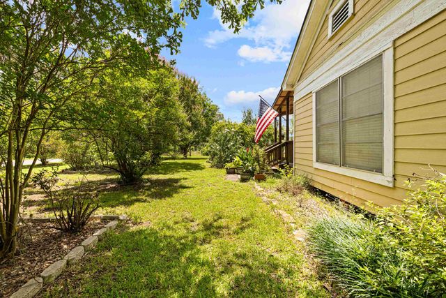 1383 Bailey Cutoff, Marshall, TX 75670