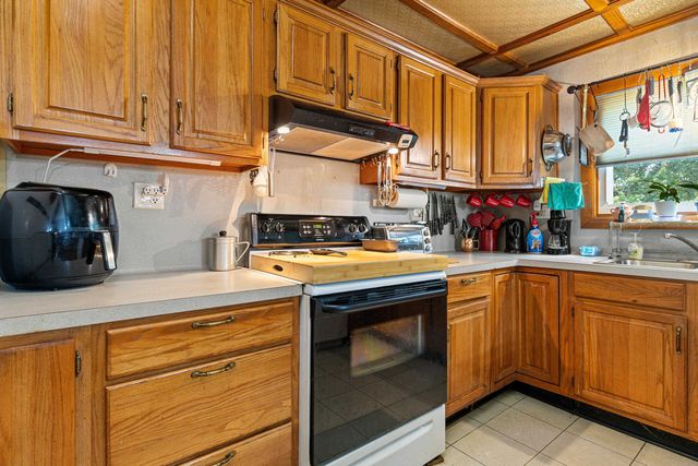 1383 Bailey Cutoff, Marshall, TX 75670