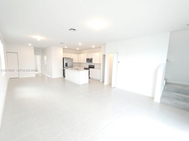 535 SE Rivergrass St 535, Port St. Lucie, FL 34984