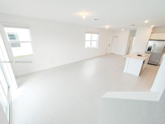 535 SE Rivergrass St 535, Port St. Lucie, FL 34984