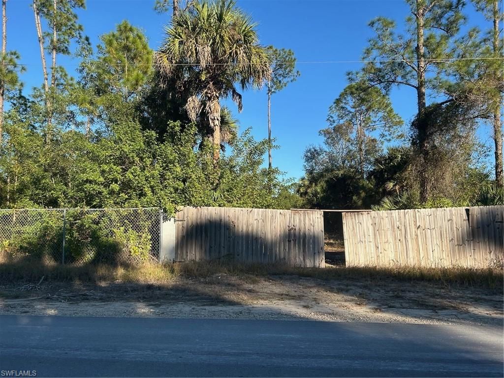 1190 Ivy WAY, NAPLES, FL 34117 — photo 4