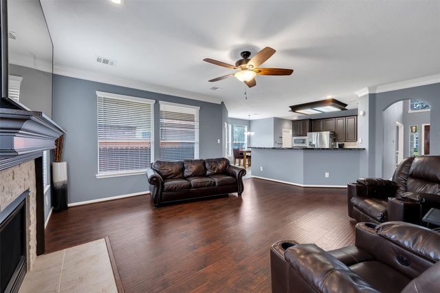 9407 Sundance Drive, Pearland, TX 77584