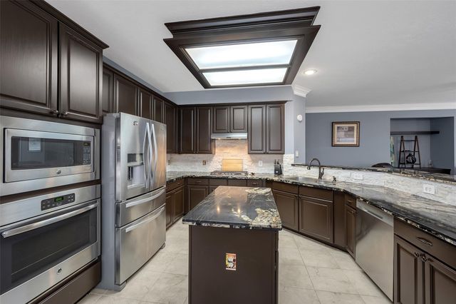 9407 Sundance Drive, Pearland, TX 77584