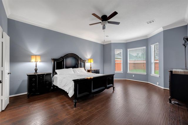 9407 Sundance Drive, Pearland, TX 77584