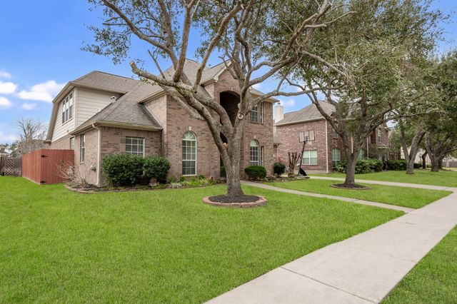 9407 Sundance Drive, Pearland, TX 77584